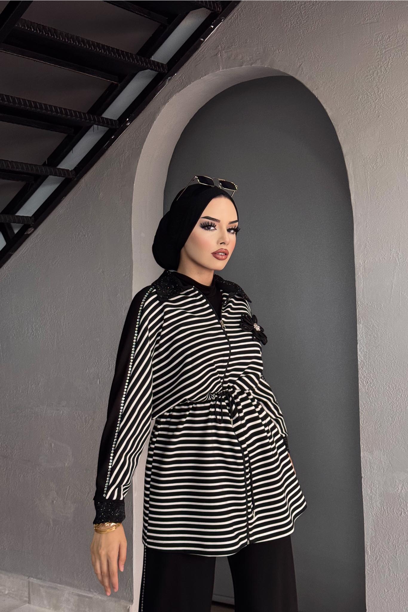 Minimal Balloon Sleeve Suit Gray