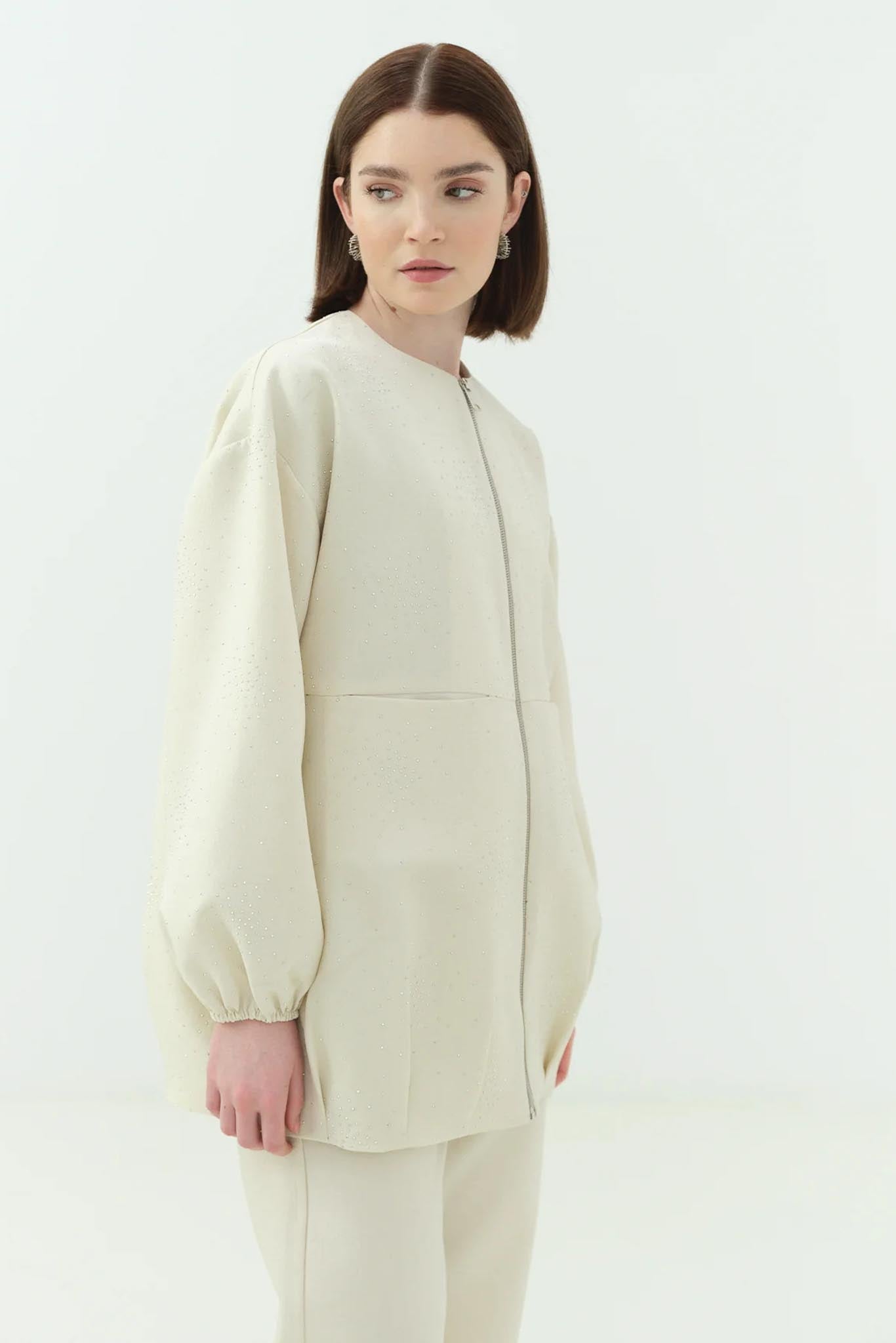 Burgonya Taşlı Takım Bej