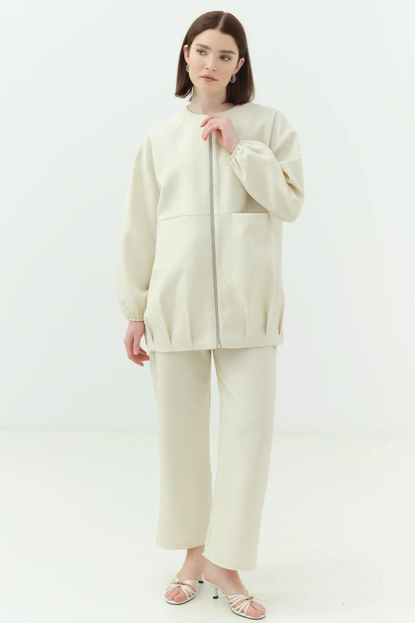 Burgonya Taşlı Takım Bej