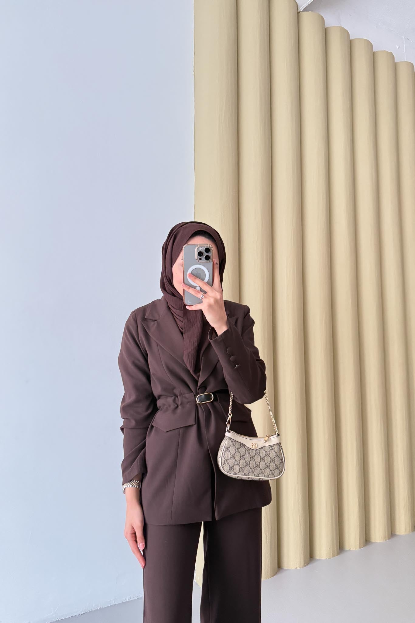 Blok Kemerli Takım Kahverengi