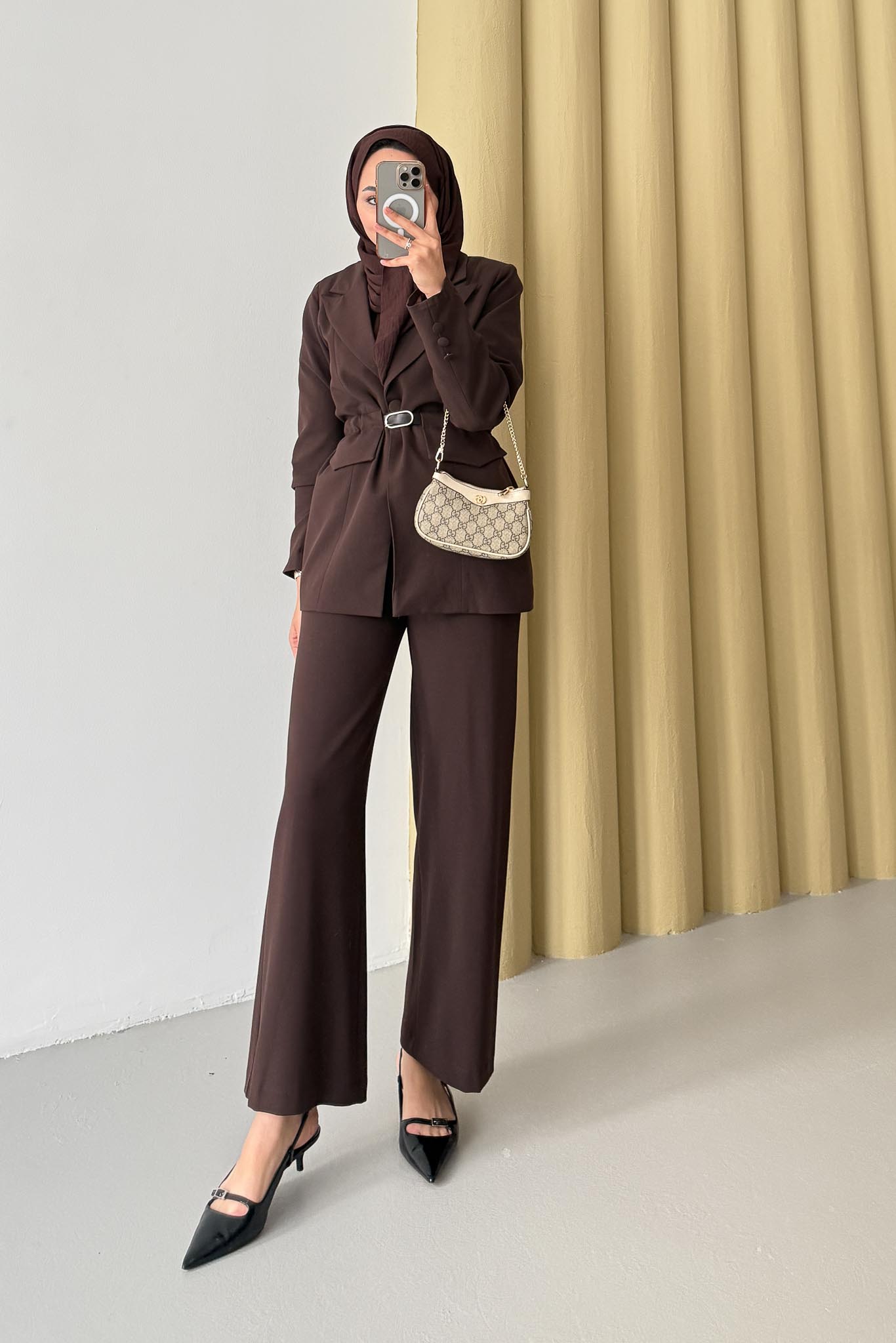 Blok Kemerli Takım Kahverengi