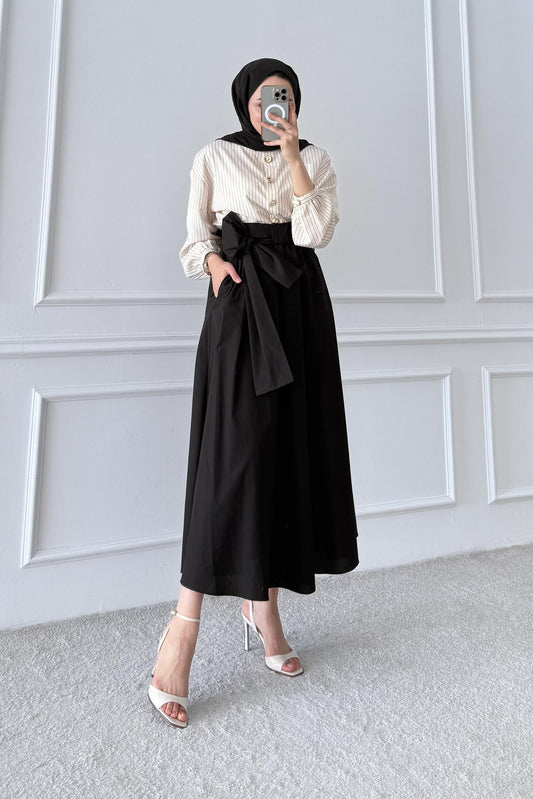 Çizgili Etekli Takım Siyah