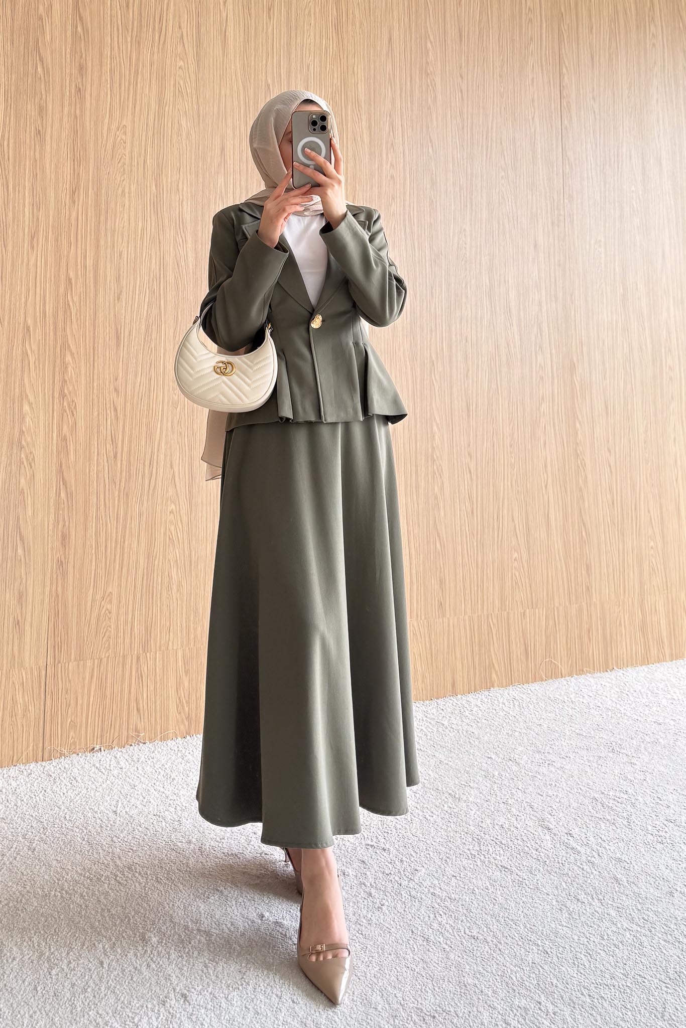 Petit Tek Düğmeli Takım Su Yeşili