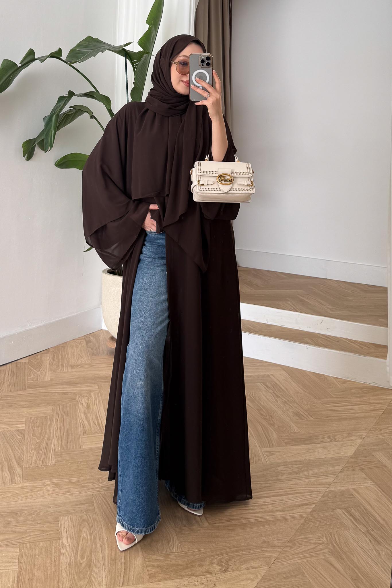 Neva Abaya Haki
