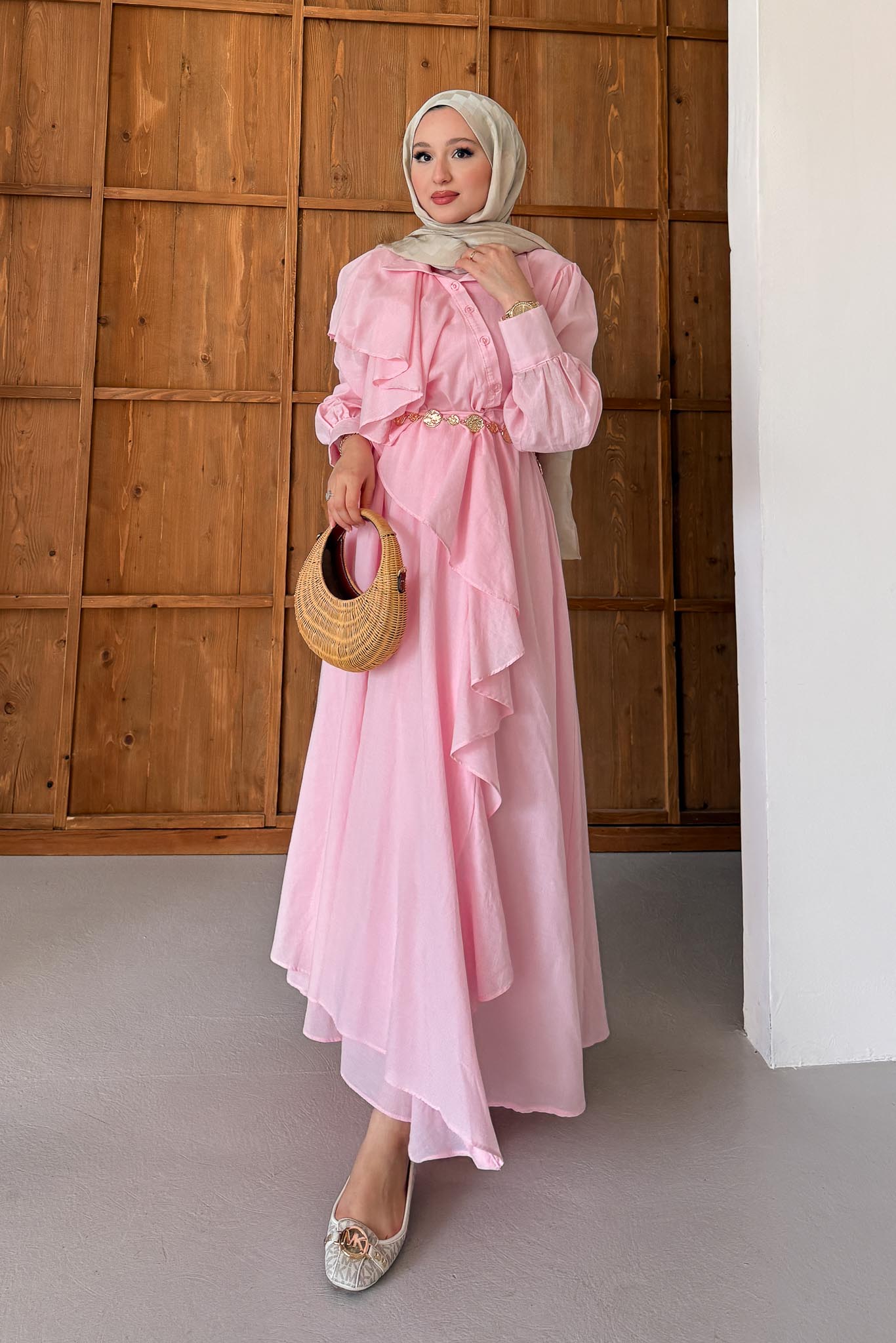 Alvaro Elbise Pembe
