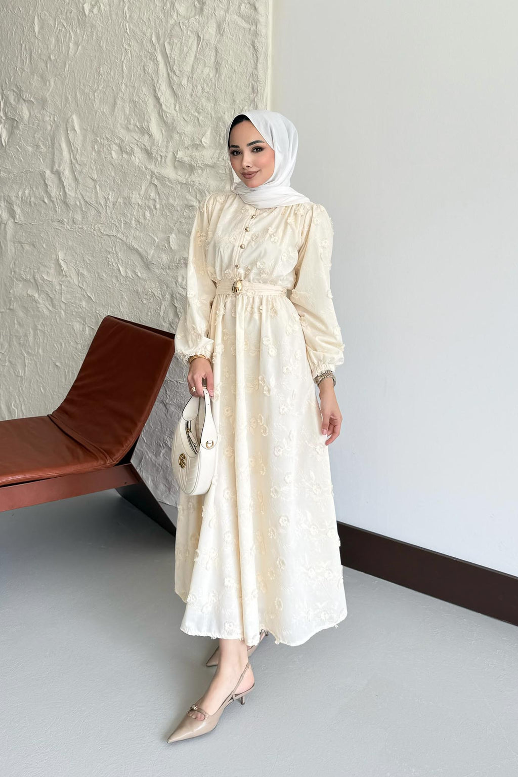 Mona Elbise Taş