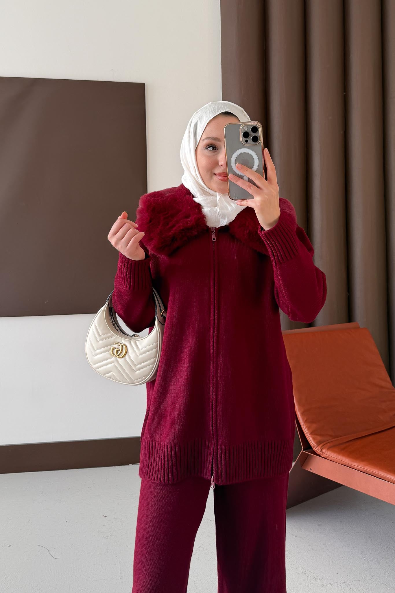 Yakası Kürklü Triko Takım Bordo