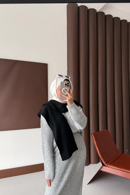 Kare Paçalı Atkı Siyah