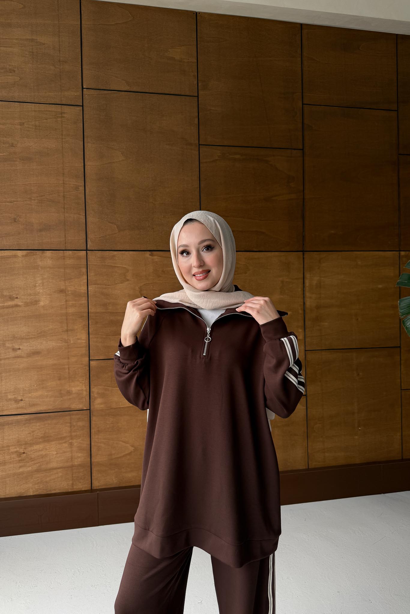 Kolu Şeritli Takım Kahverengi