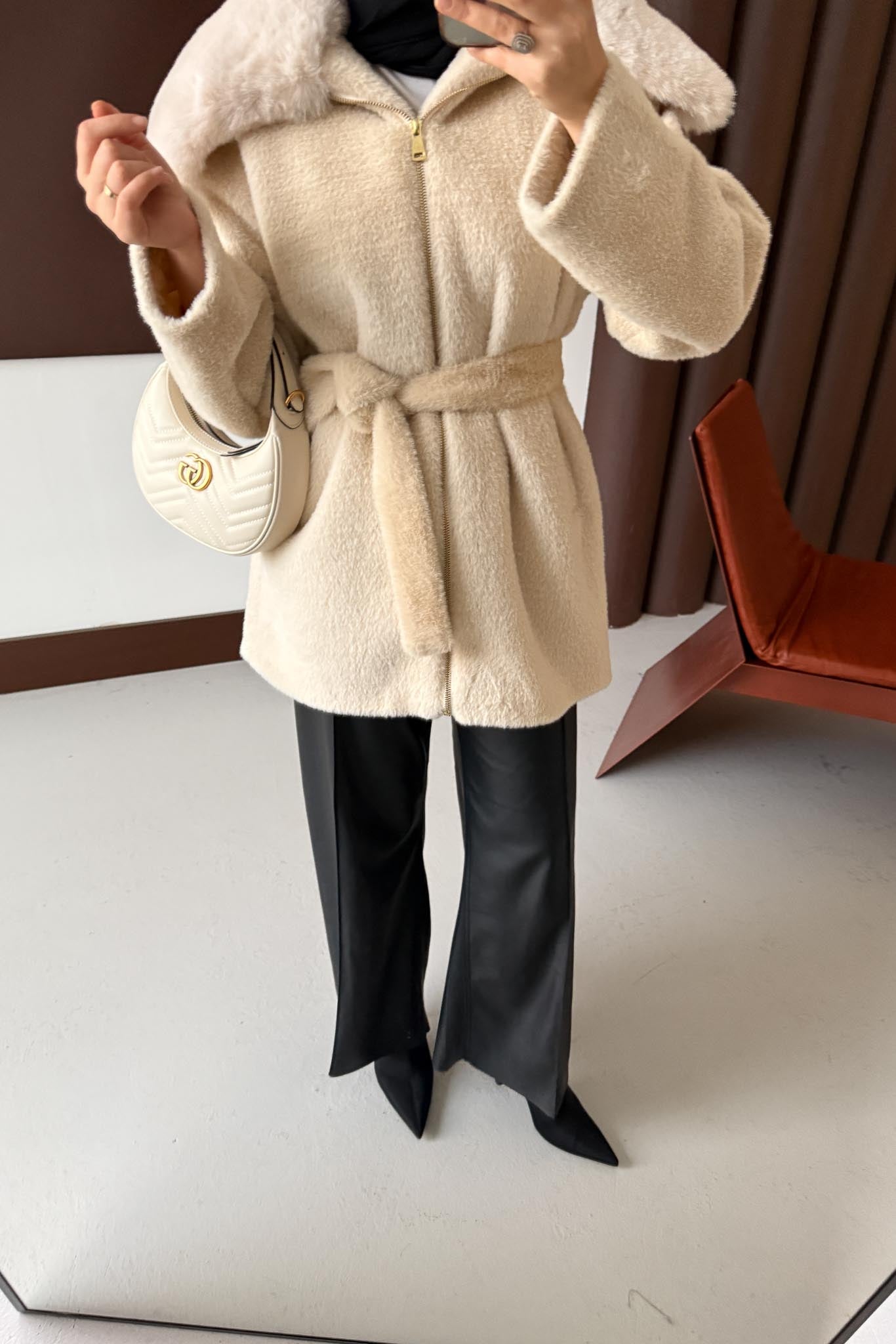 Masta Kürklü Angora Mont Bej