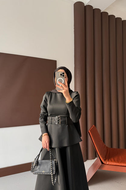 Kemerli Düğmeli Elbise Siyah