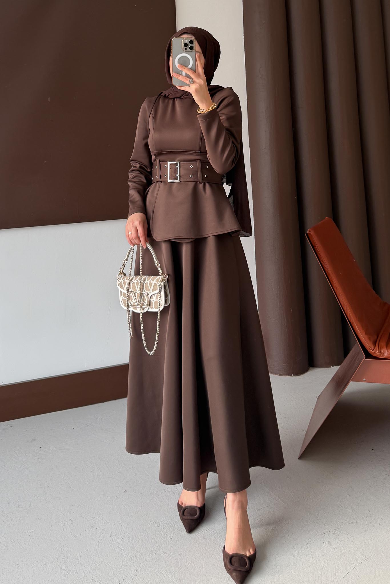 Kemerli Düğmeli Elbise Kahverengi