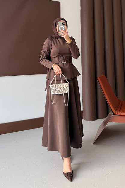 Kemerli Düğmeli Elbise Kahverengi