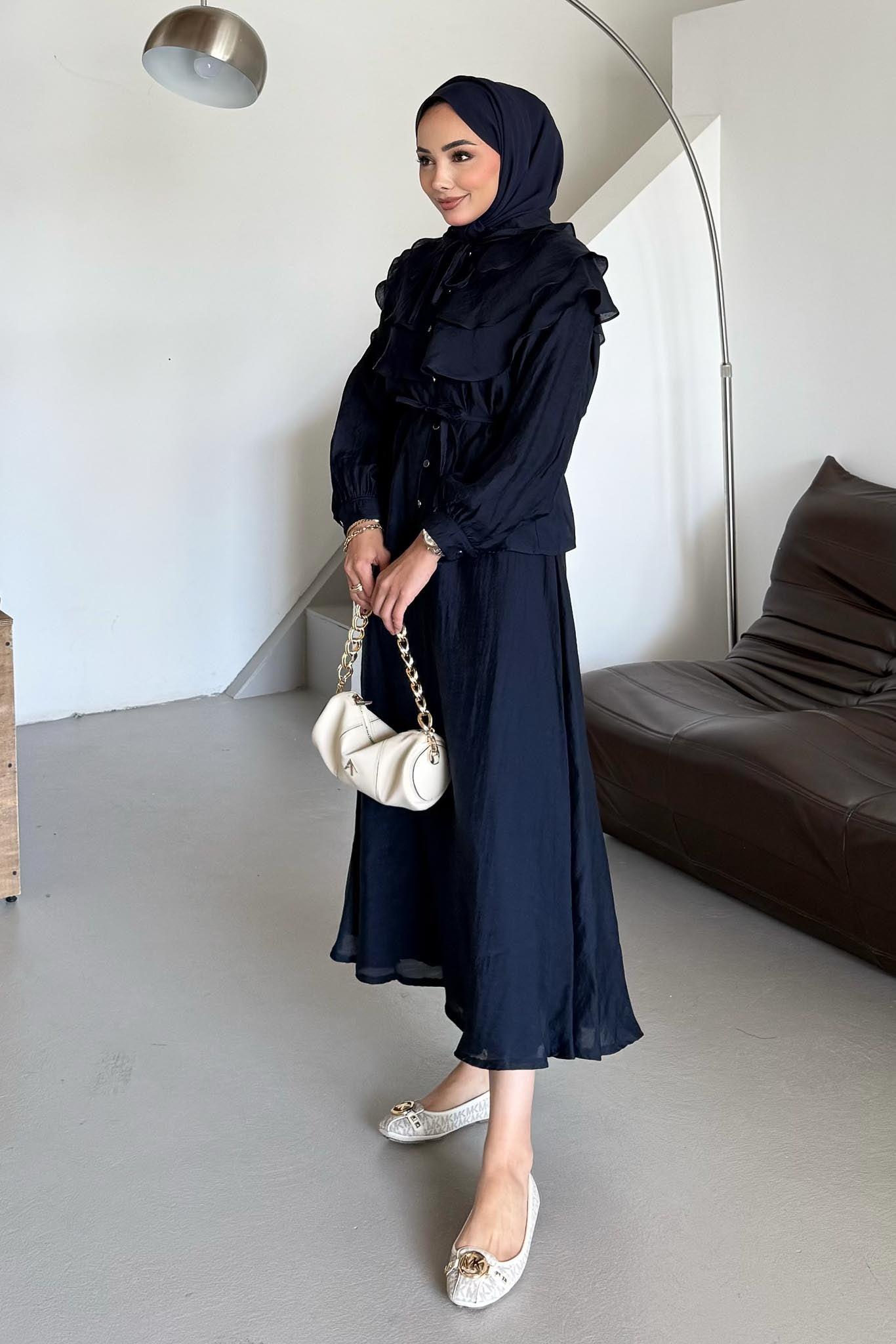 Katlı Yakalı Takım Lacivert