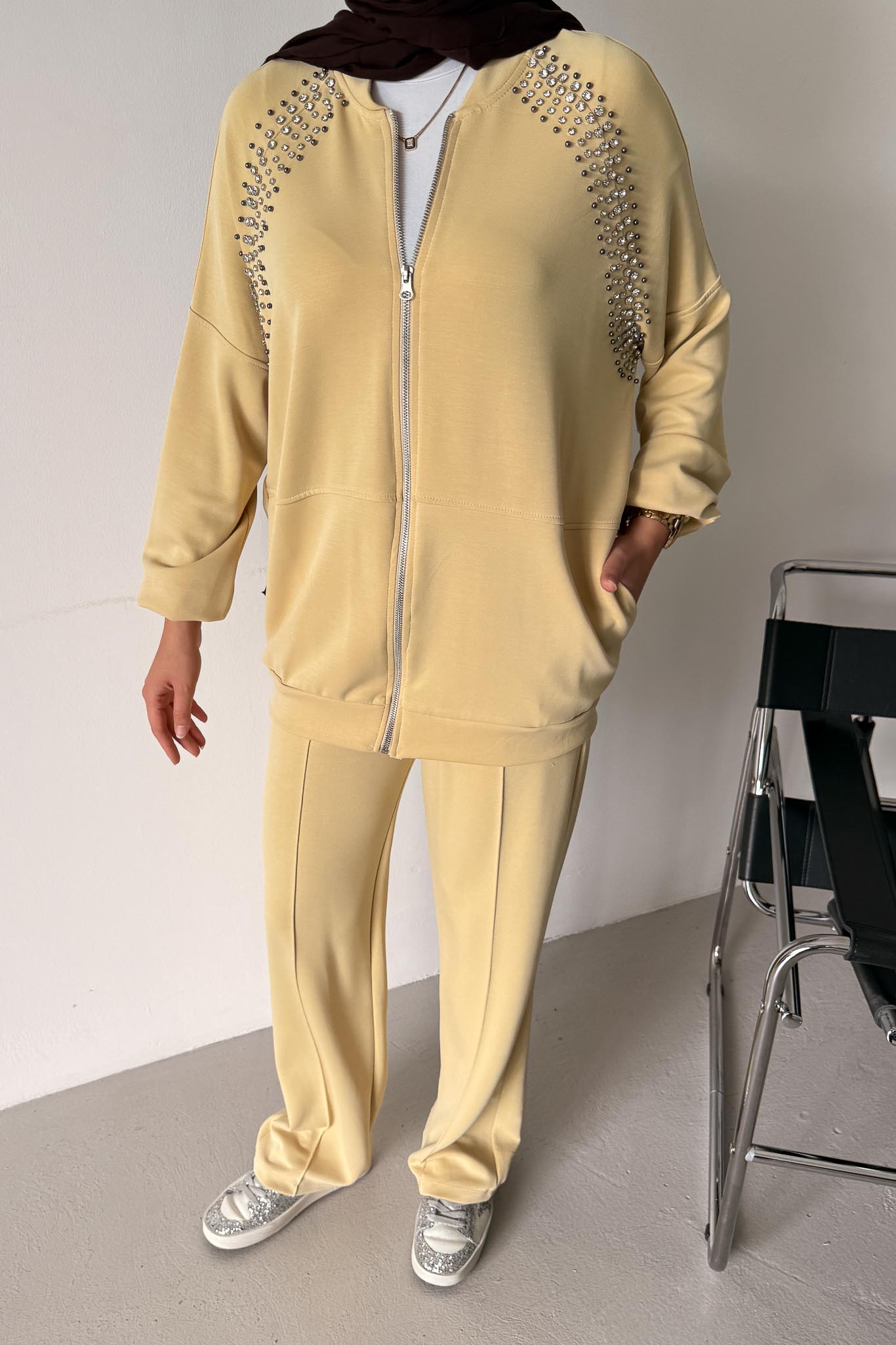Linen Taşlı Takım Sarı