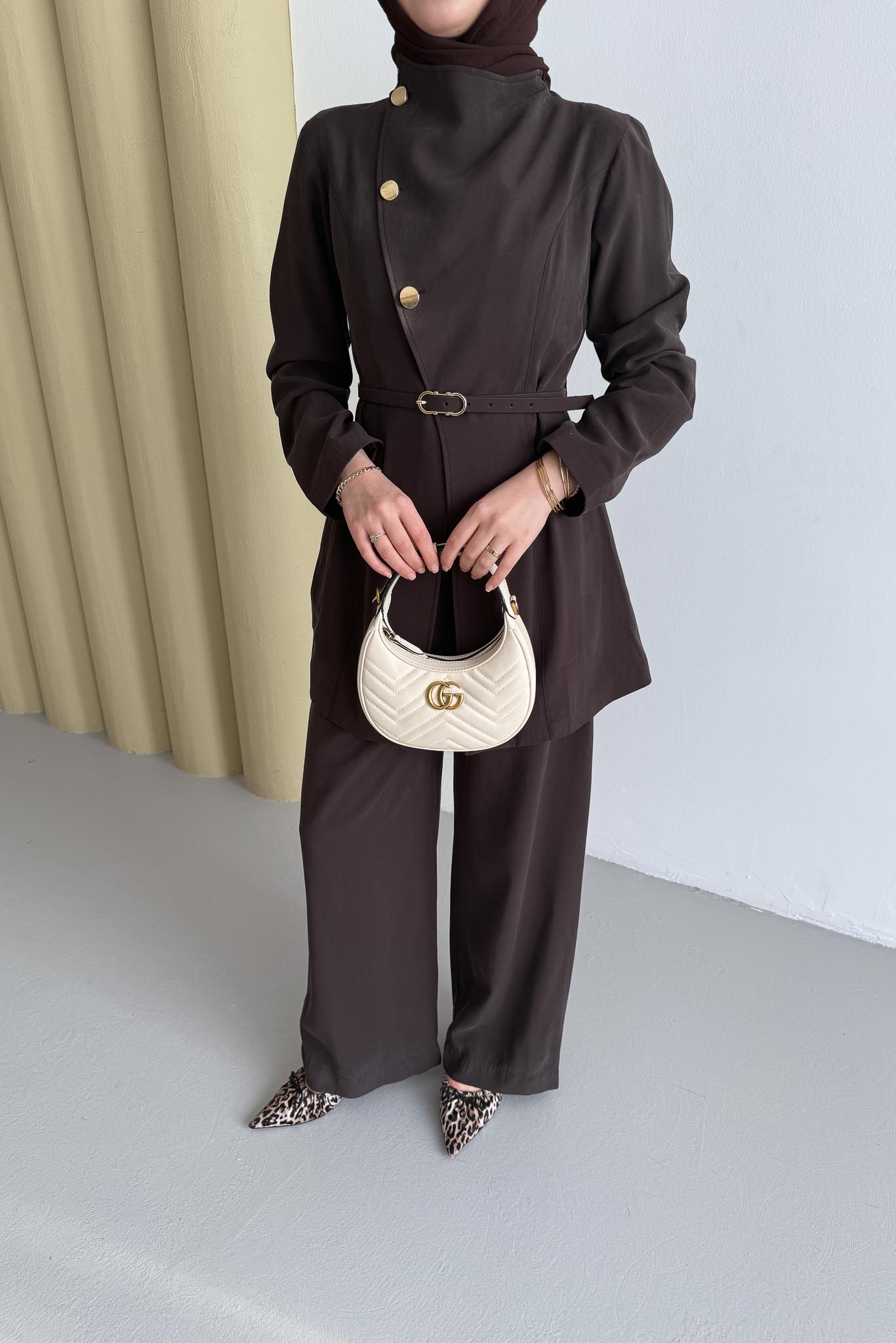 Madam Gold Düğmeli Takım Kahve