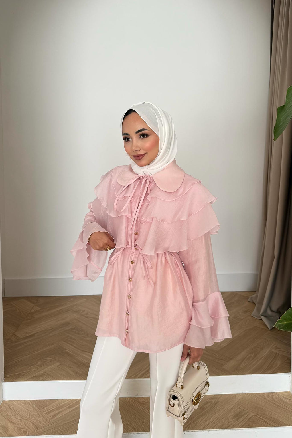 Ales Shoulder Lace Shirt Ecru