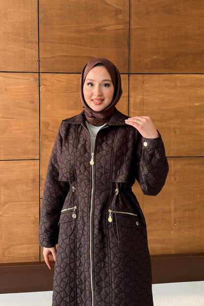 Mother of Pearl Set Camel