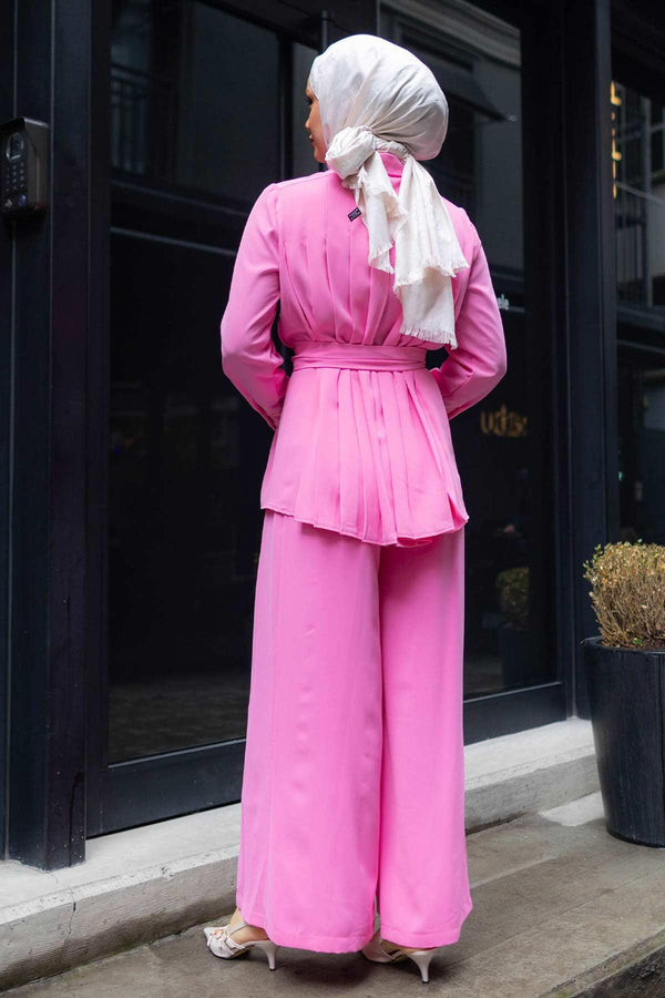 Pamelya Belted Suit Pink