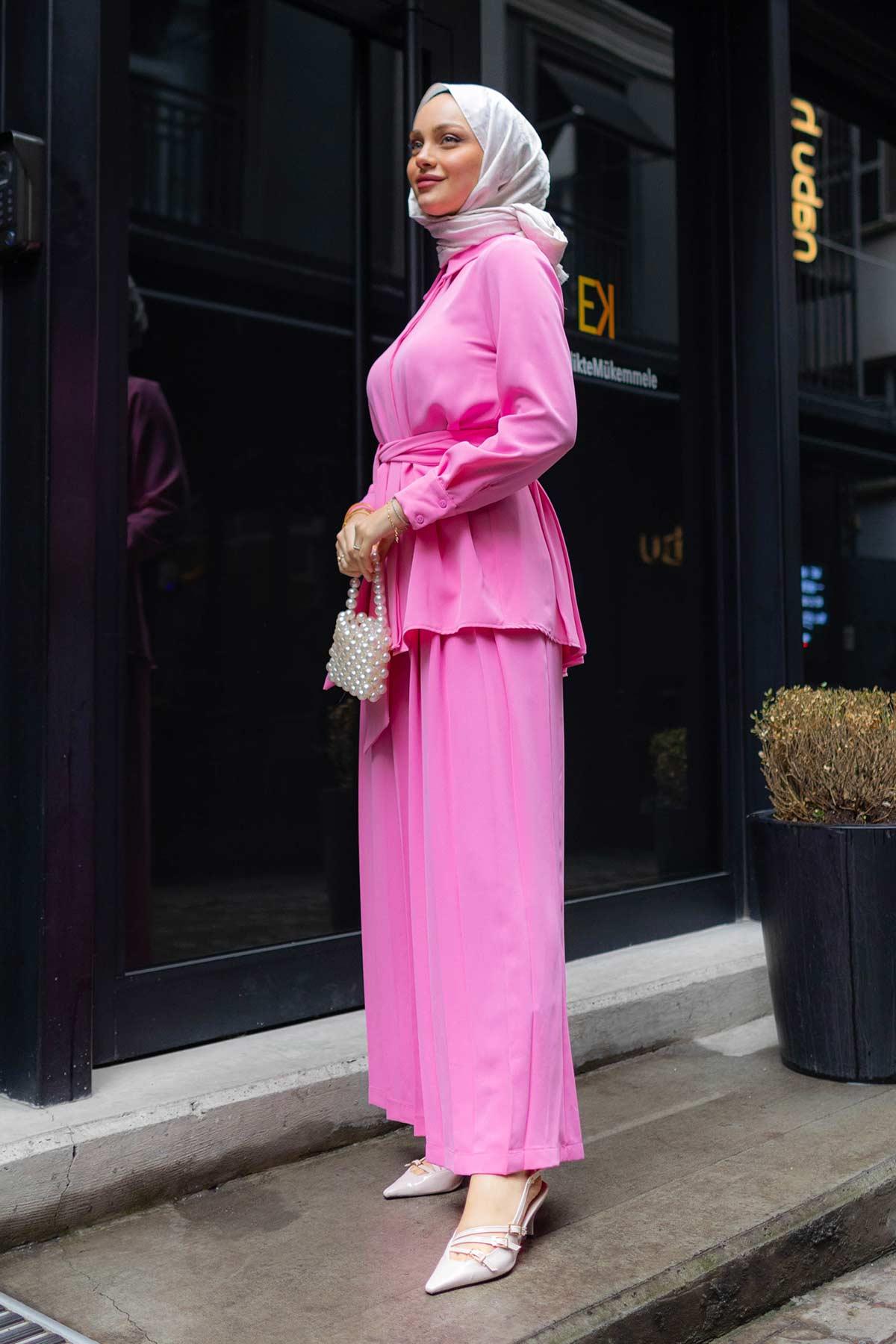 Pamelya Belted Suit Pink