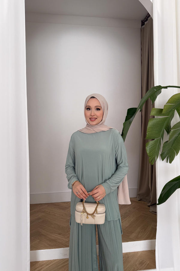 Pantolonu Pilise Detaylı Takım Mint