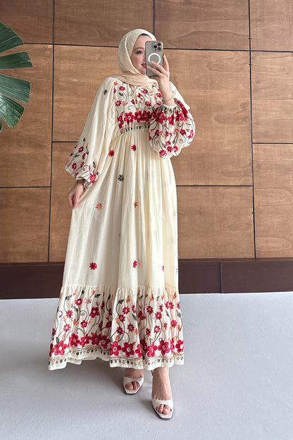 Papatya İşlemeli Elbise Bej