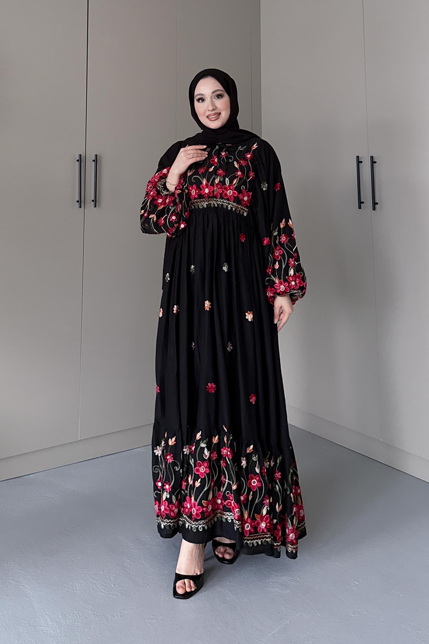 Papatya İşlemeli Elbise Siyah