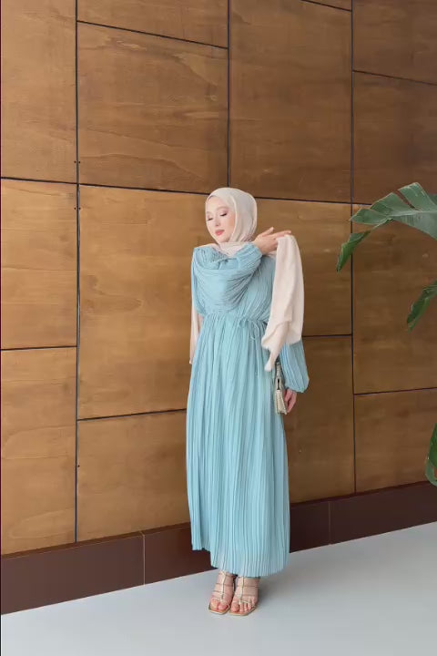 Seyran Piliseli Elbise Mint