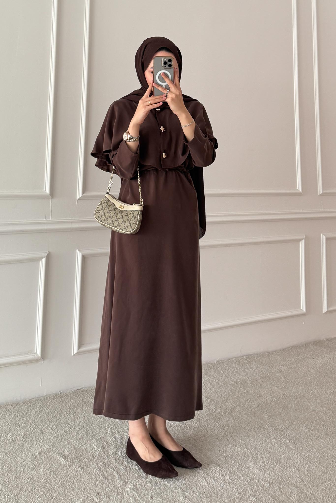 Sofia Broşlu Elbise Kahverengi