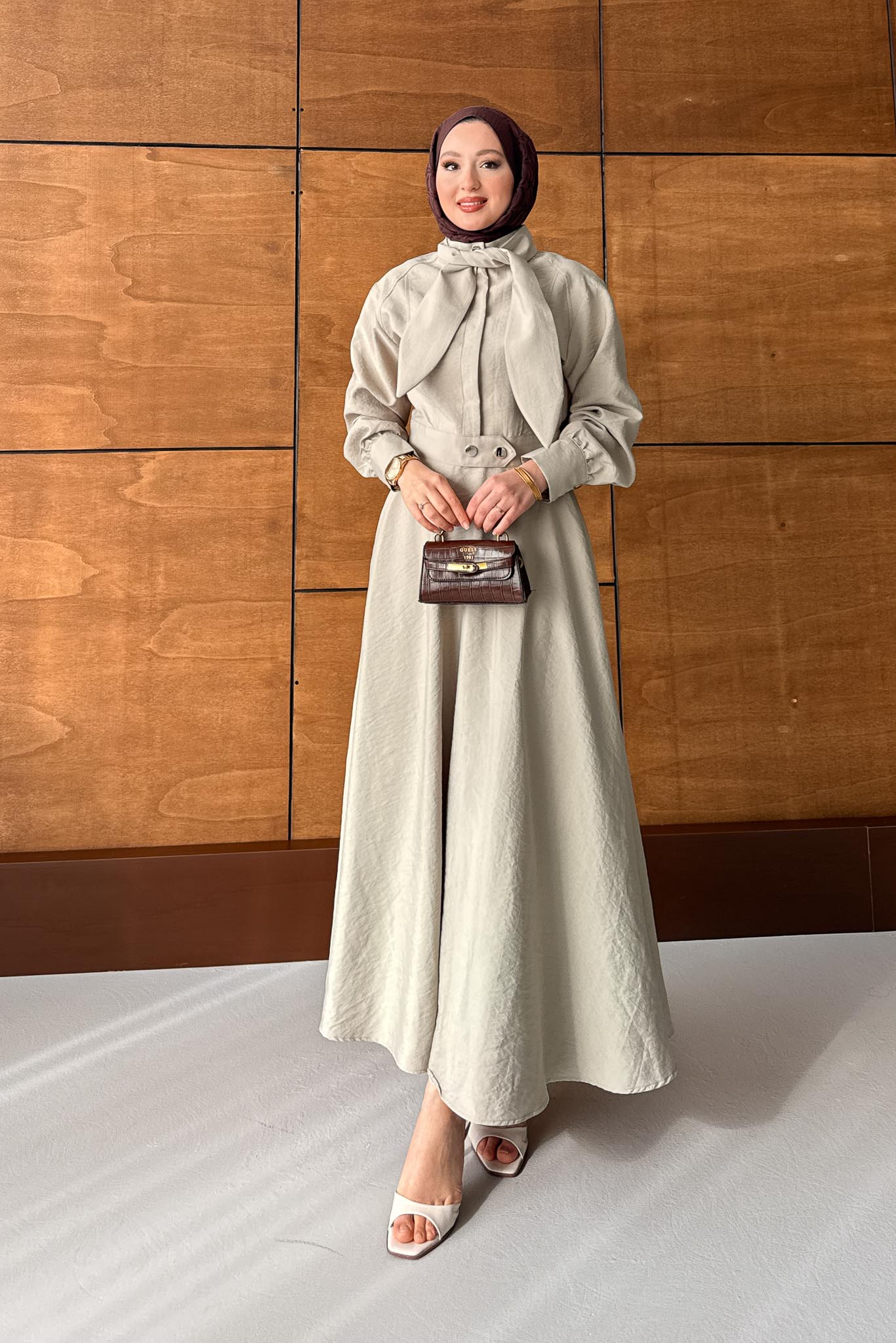 Cupra Fularlı Takım Taş