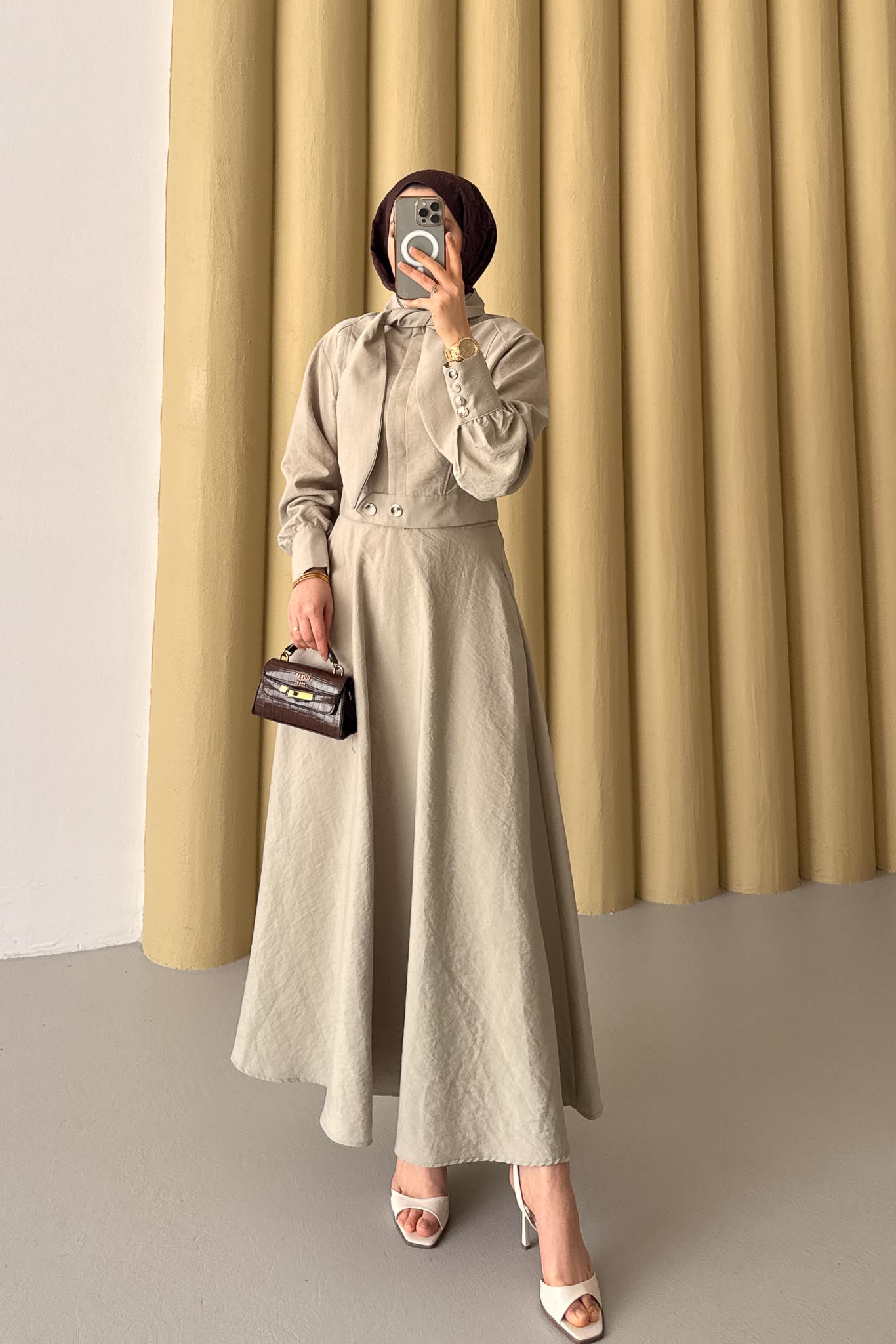 Cupra Fularlı Takım Taş