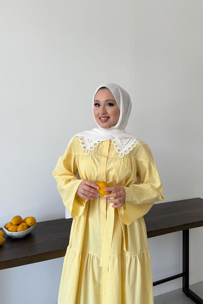 Yakası Güpürlü Elbise Sarı