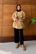 Anna Trençkot Camel