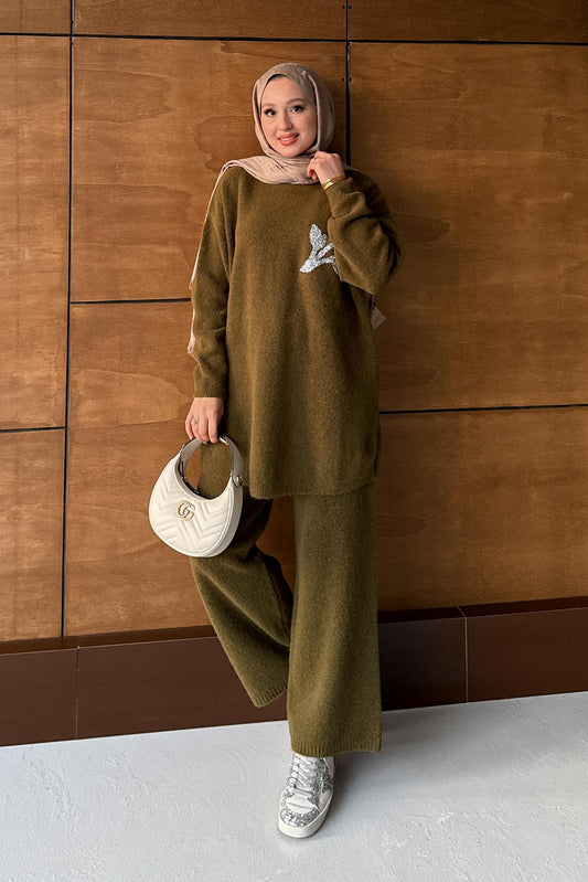 Gül Motifli Angora Takım Yağ Yeşili