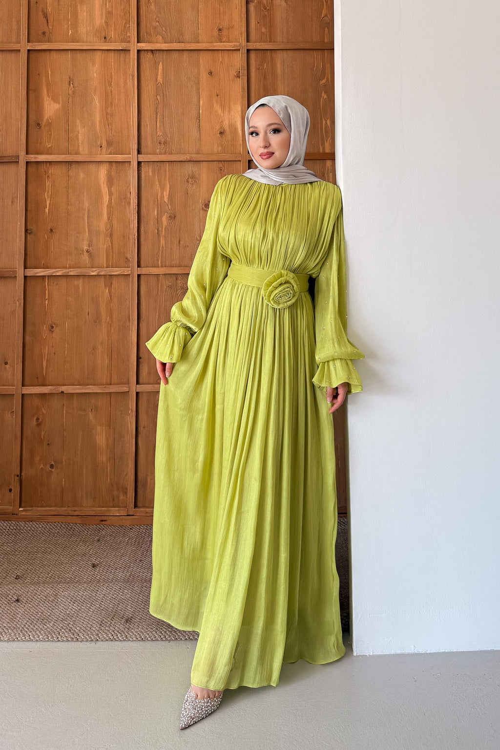 Maria İpek Taşlı Elbise Fıstık Yeşili