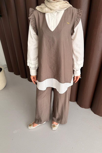 V Yakalı Takım Kahverengi