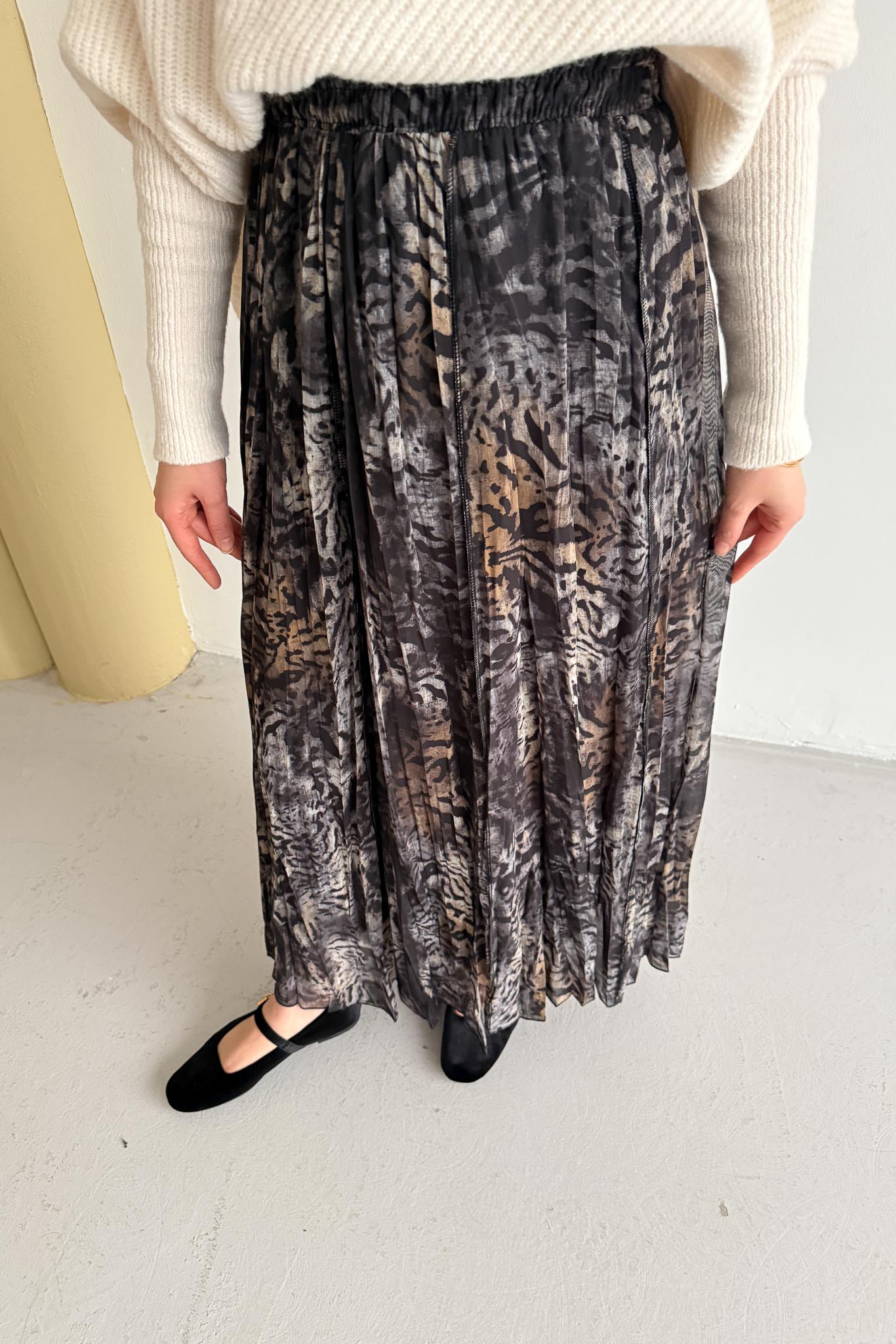 Tied Linen Skirt Beige